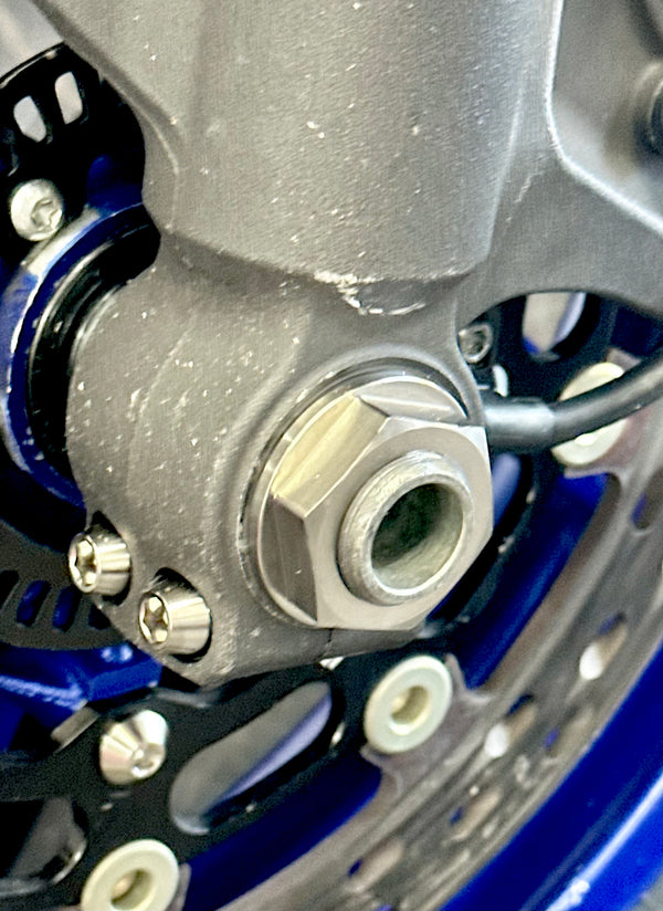 Yamaha YZF-R1 2015-2024 Titanium Axle Nut Kit – Element 22